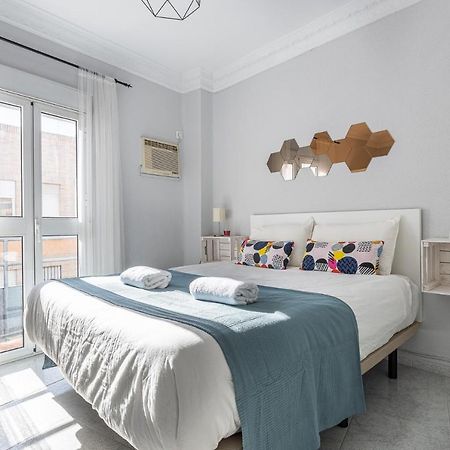 Pureza Dreams De Sevilla Oasis En Triana Bagian luar foto