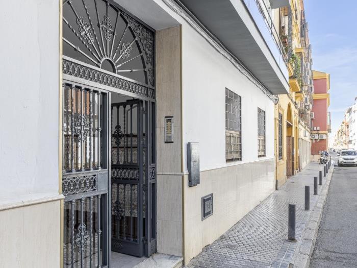Pureza Dreams De Sevilla Oasis En Triana Bagian luar foto