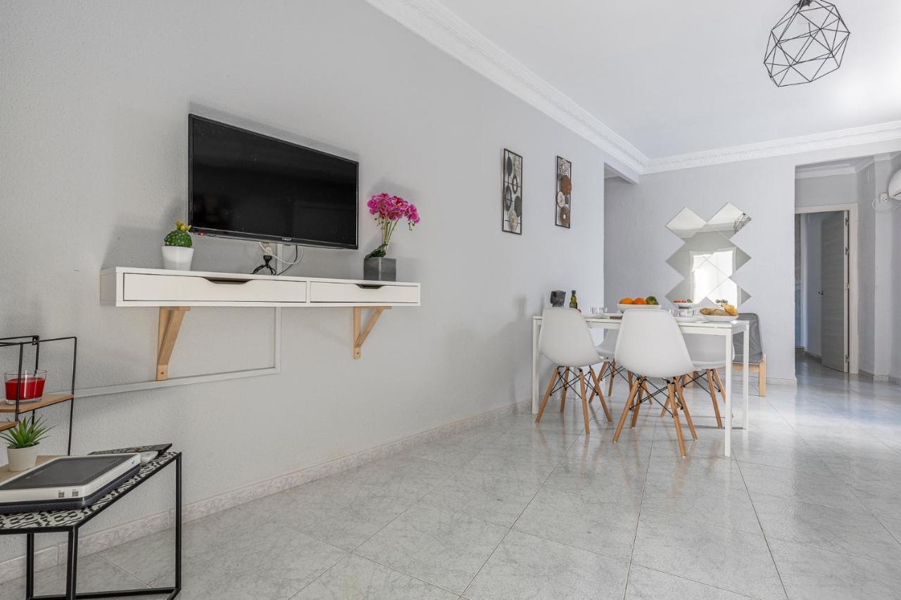 Pureza Dreams De Sevilla Oasis En Triana Bagian luar foto