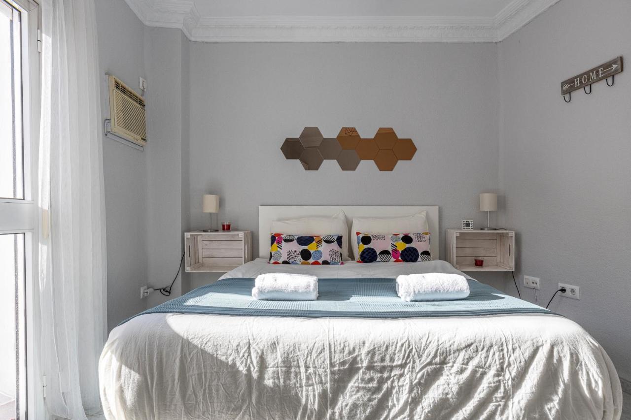 Pureza Dreams De Sevilla Oasis En Triana Bagian luar foto